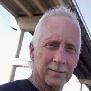 Meet your Posher, Skeet